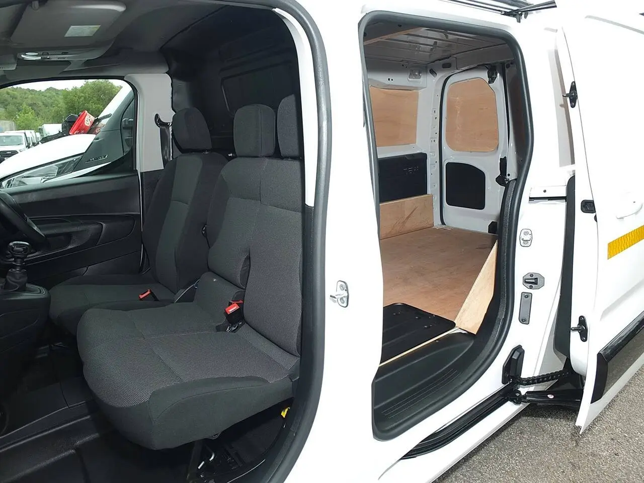 2024 Peugeot Partner, photo 5
