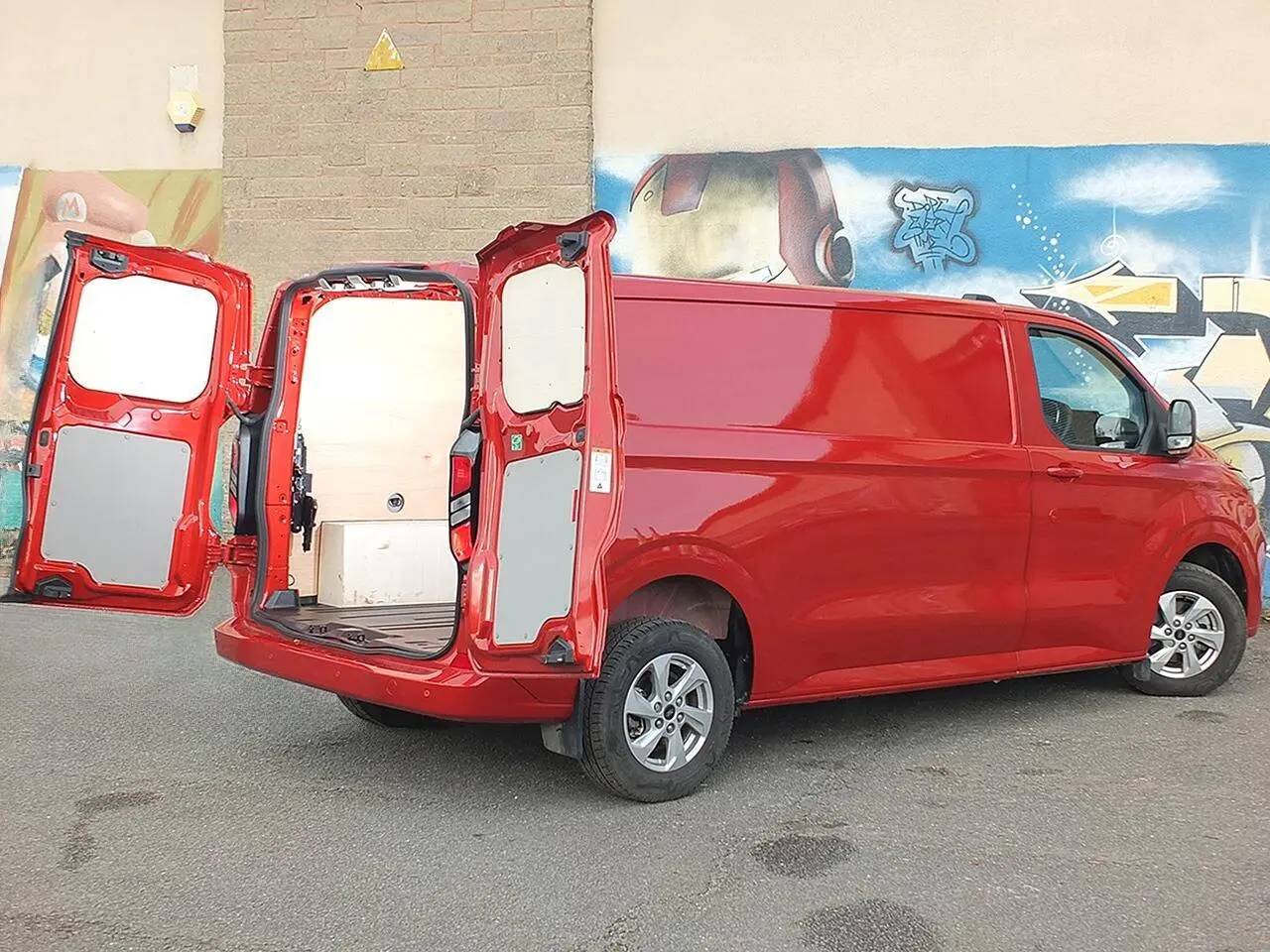 2024 Ford Transit Custom, photo 2