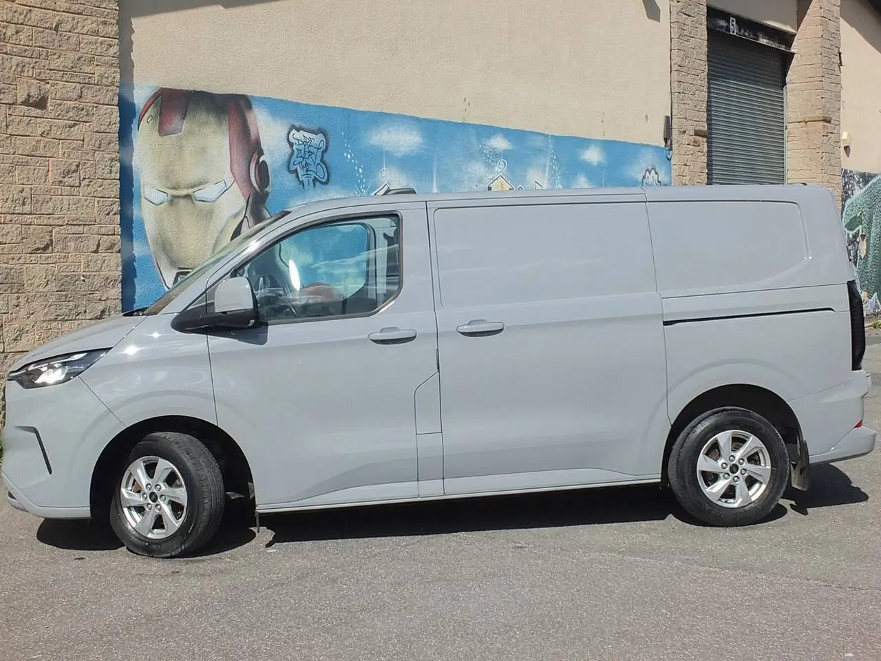 2024 Ford Transit Custom