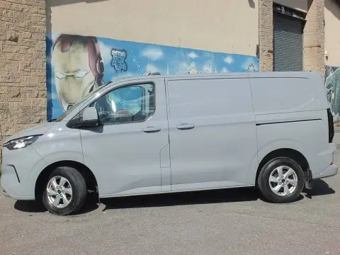 2024 Ford Transit Custom