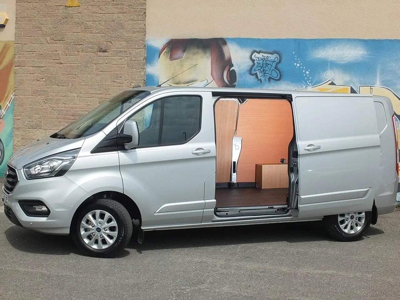 2023 Ford Transit Custom