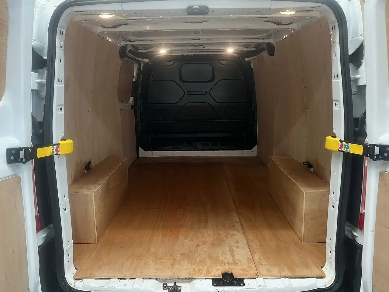 2023 Ford Transit Custom, photo 3