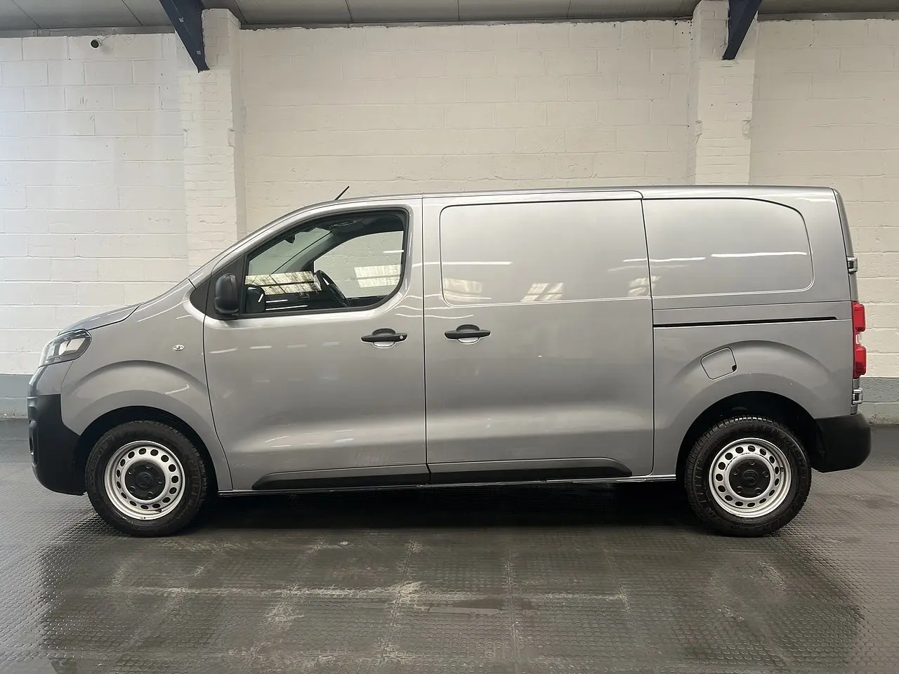 2023 Vauxhall Vivaro