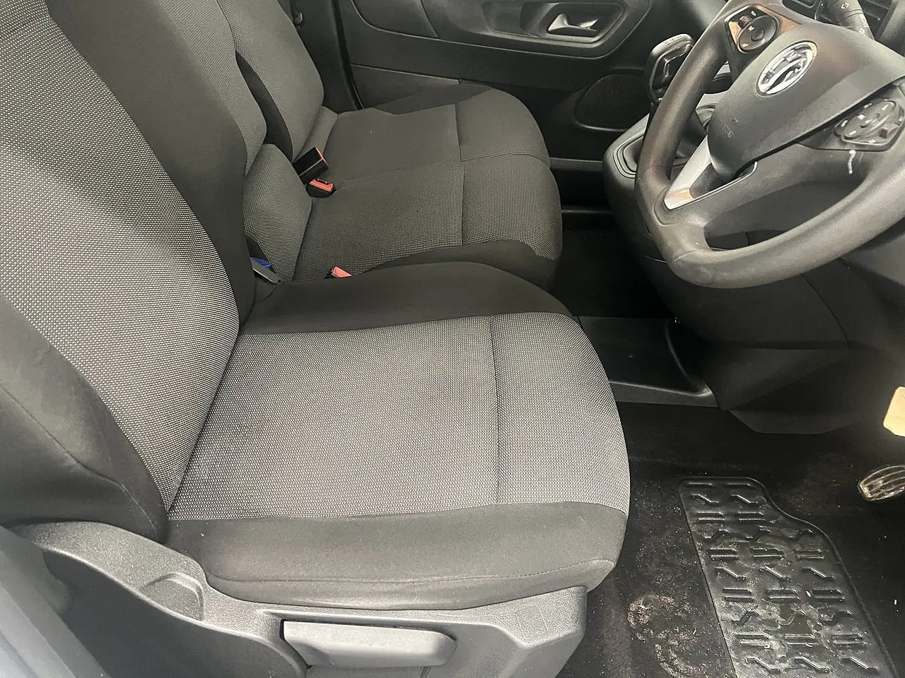 2021 Vauxhall Combo, photo 6