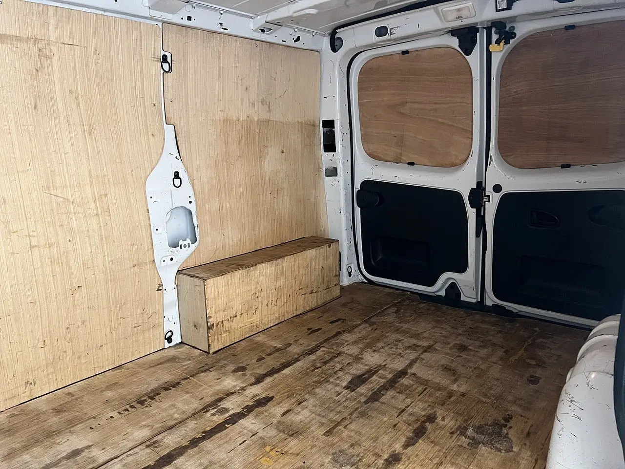 2023 Renault Trafic, photo 2