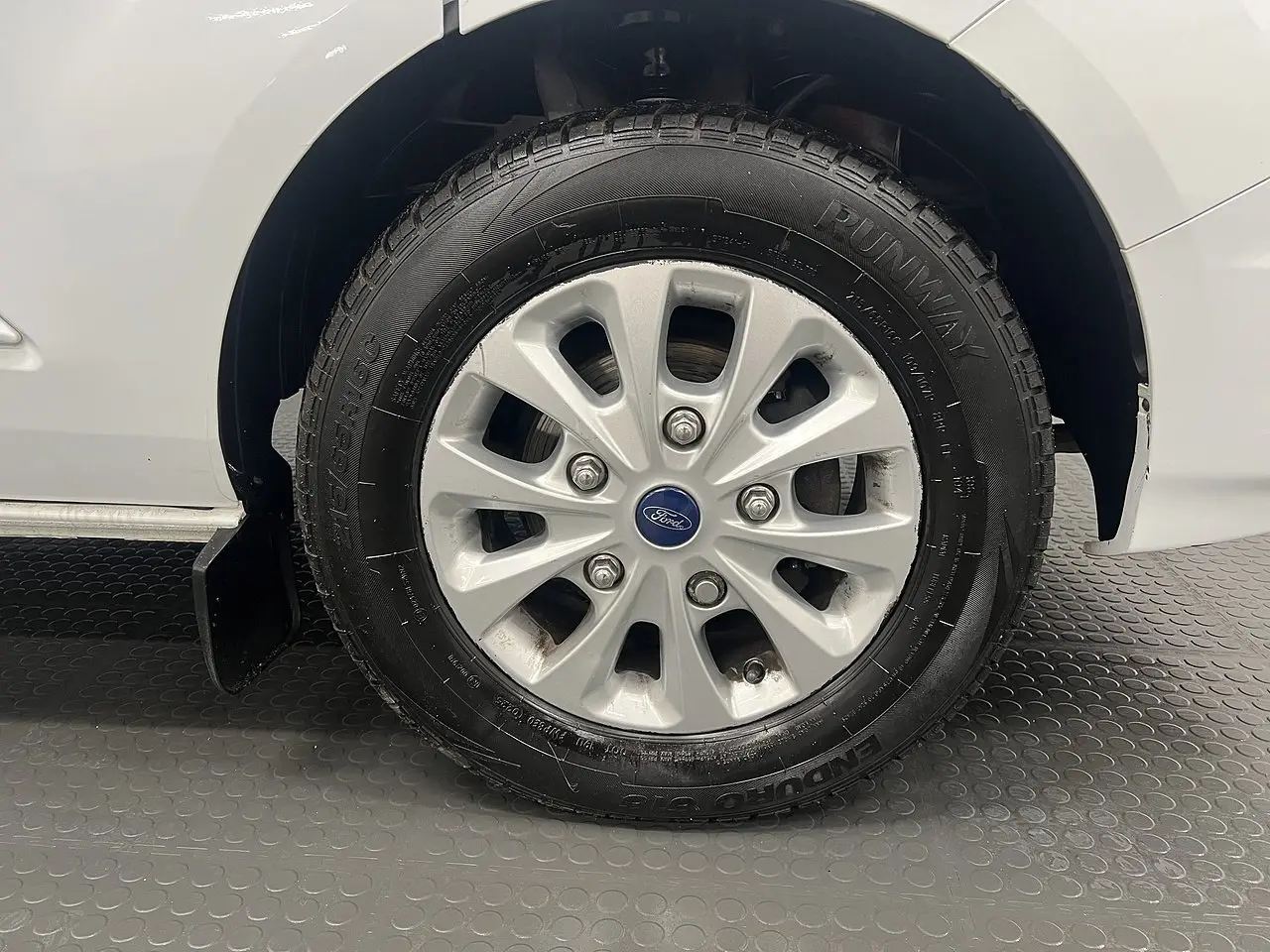 2022 Ford Transit Custom, photo 2