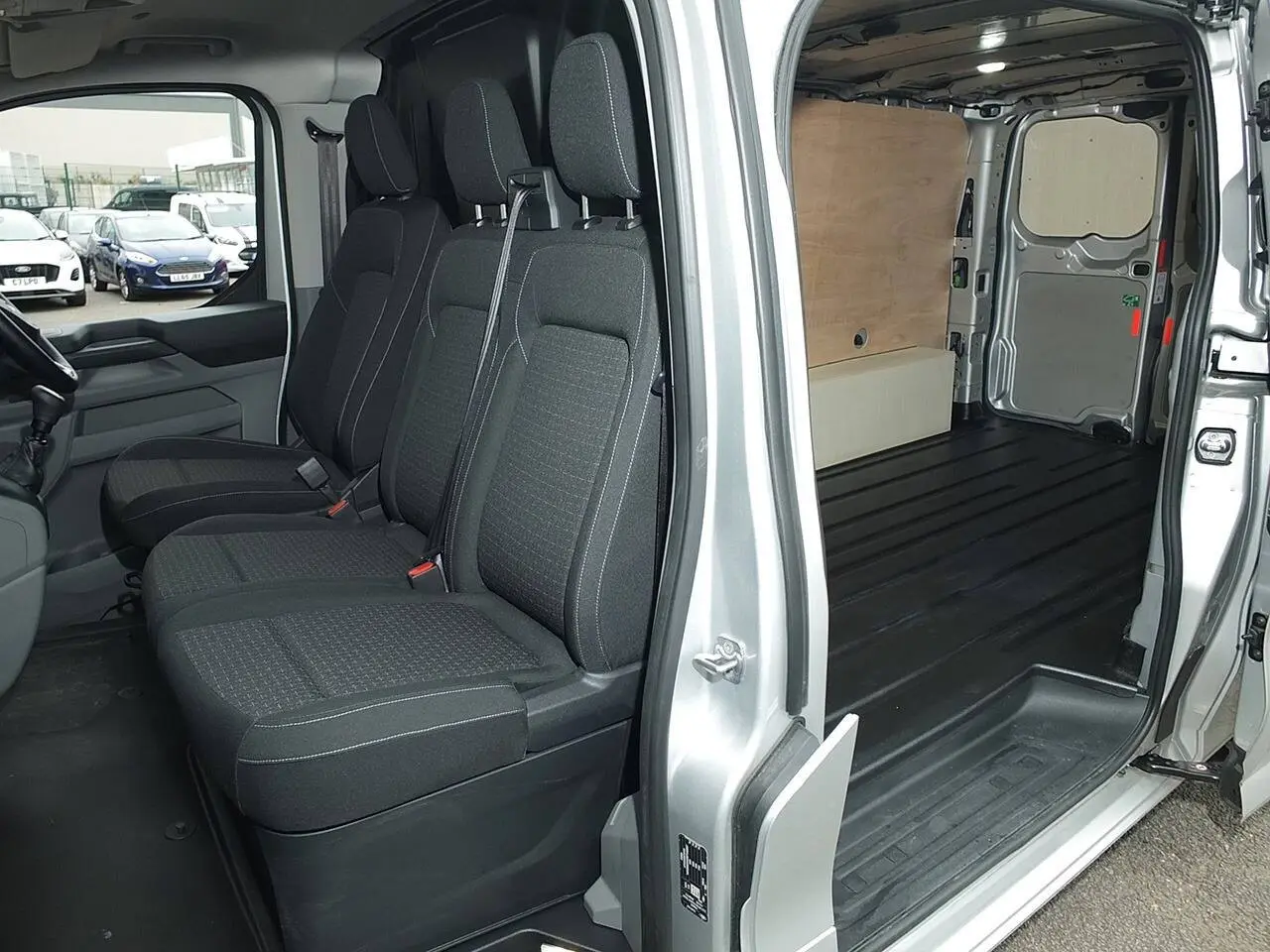 2024 Ford Transit Custom, photo 5