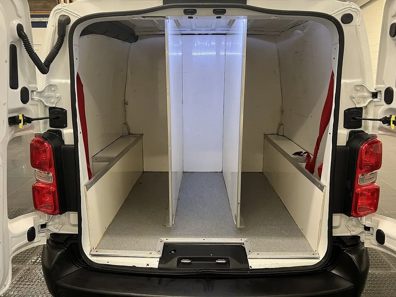 2020 Vauxhall Vivaro, photo 3