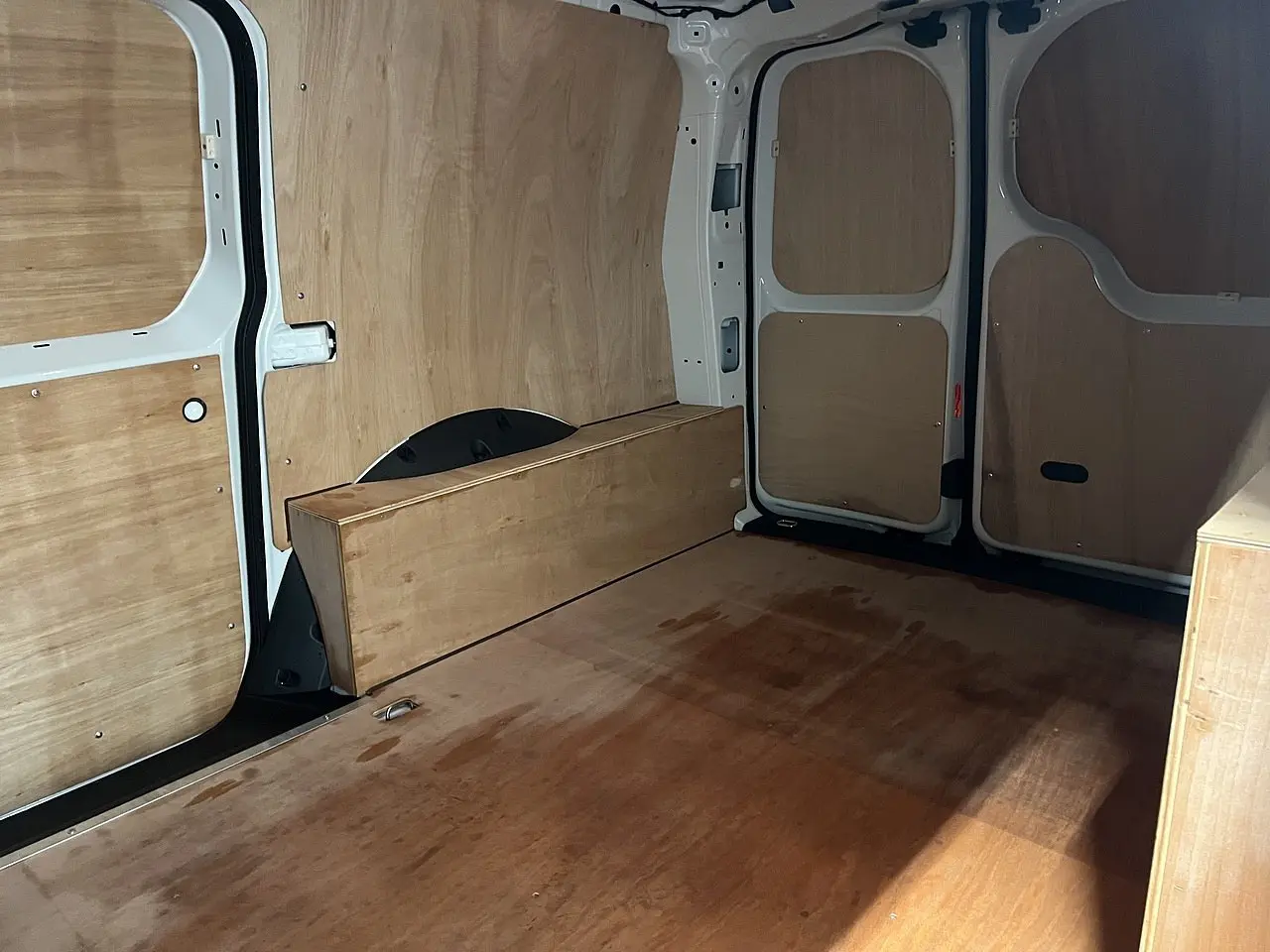 2025 Volkswagen Caddy Maxi, photo 2