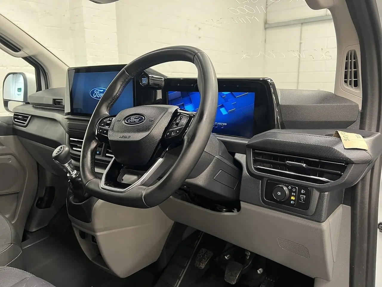 2025 Ford Transit Custom, photo 5