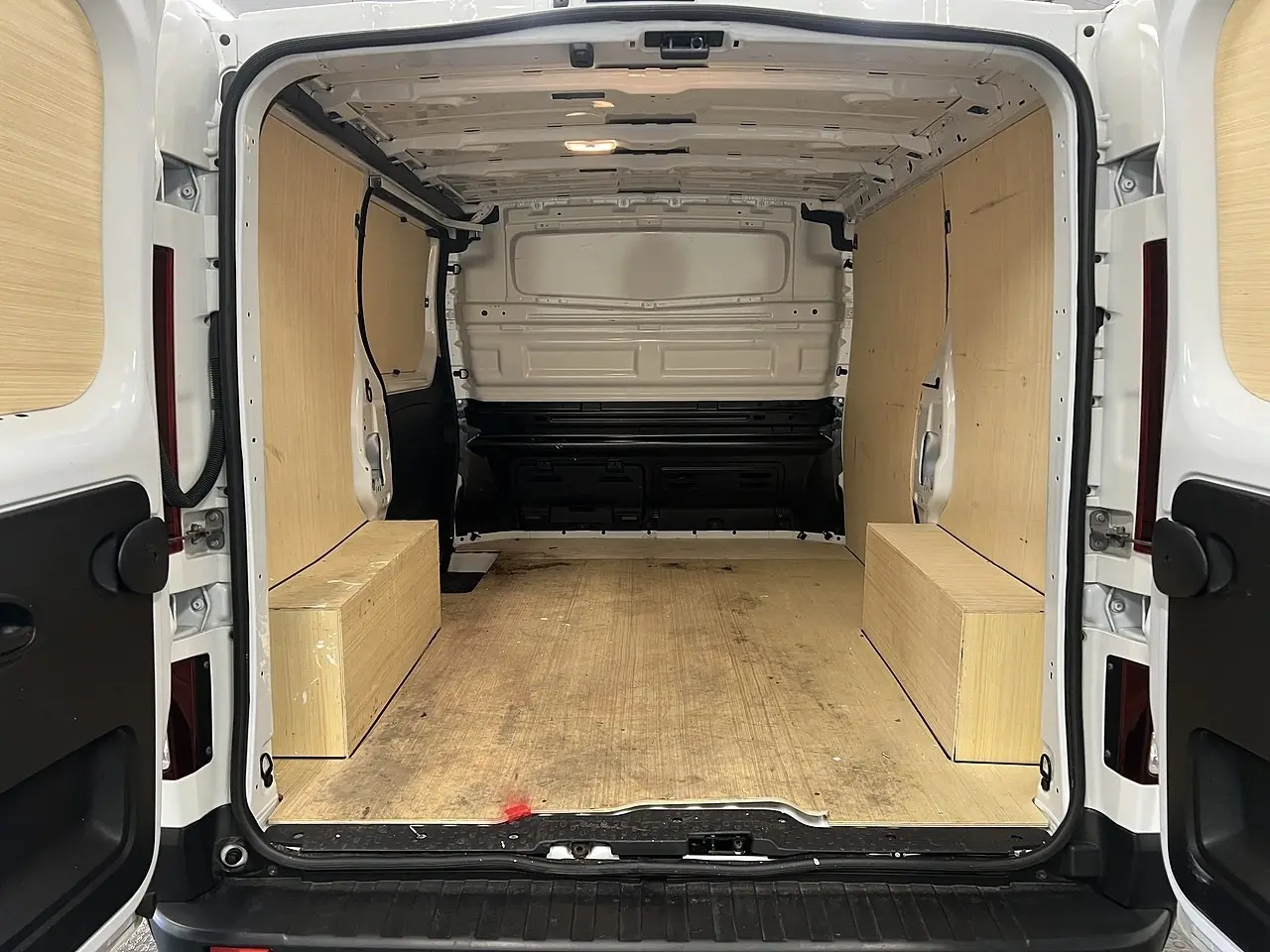 2024 Renault Trafic, photo 2