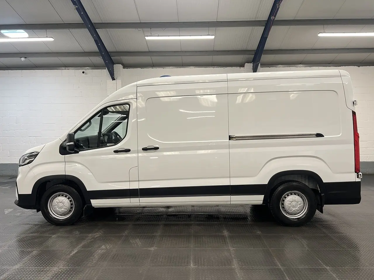2023 Maxus Deliver 9