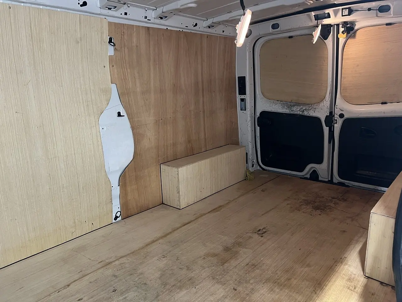 2023 Renault Trafic, photo 2