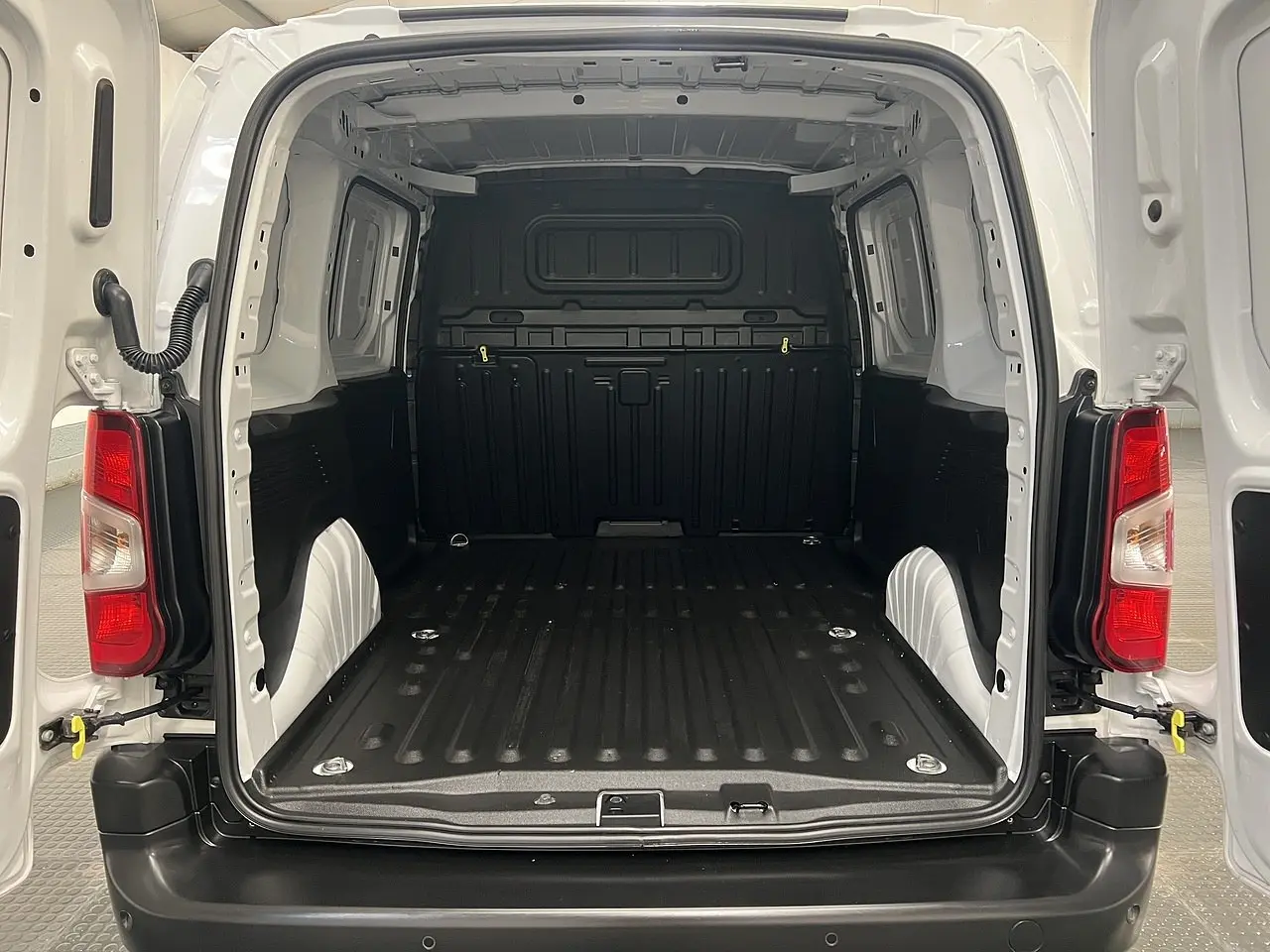 2023 Toyota Proace City, photo 3