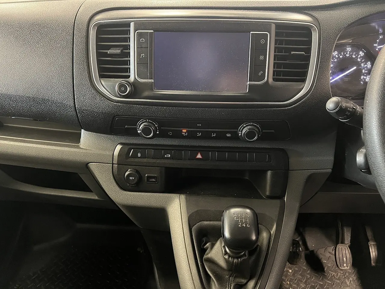 2019 Vauxhall Vivaro, photo 7
