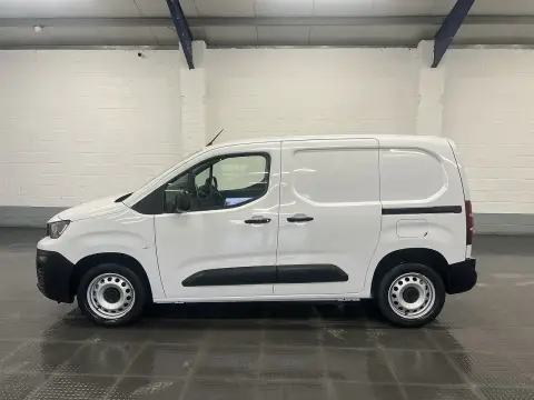 2023 Peugeot Partner