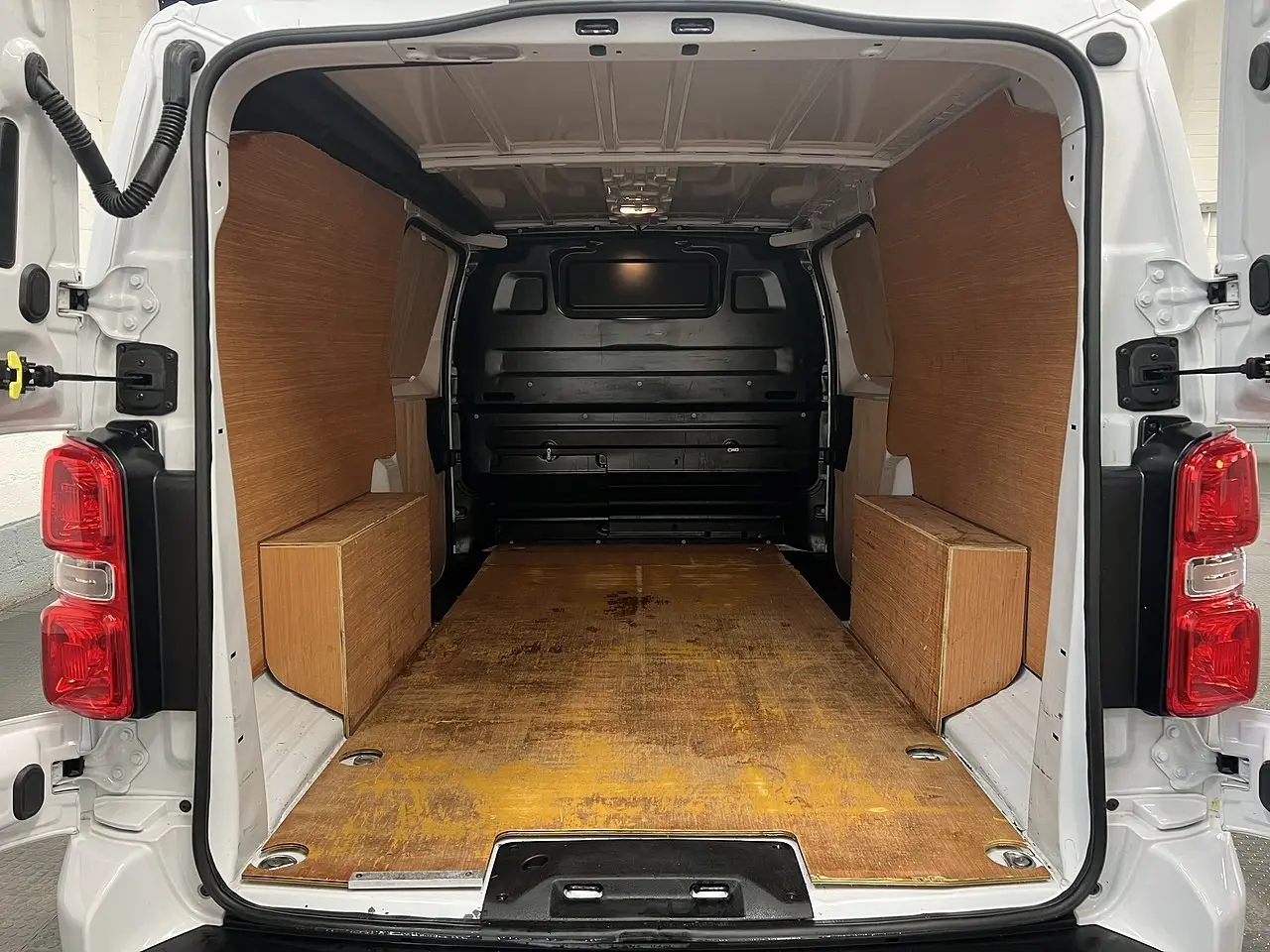 2023 Vauxhall Vivaro, photo 3