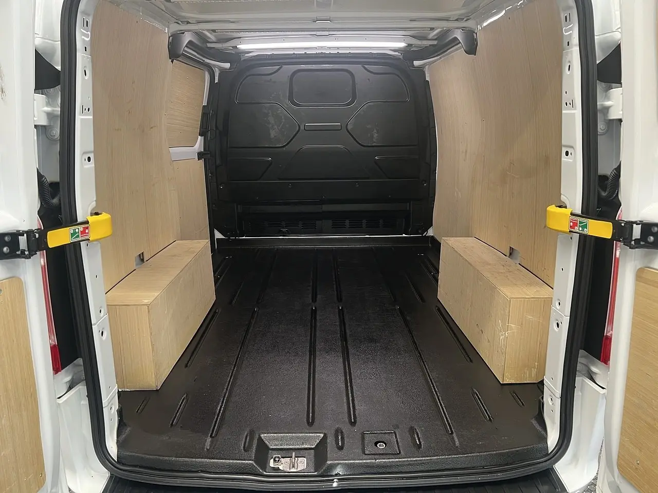 2023 Ford Transit Custom, photo 3