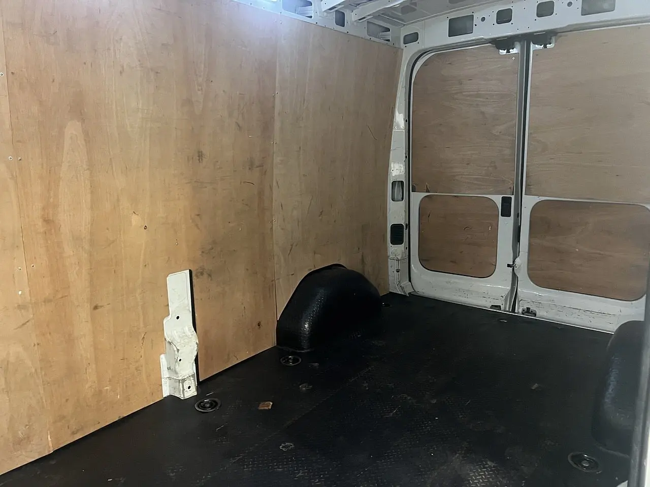 2024 Maxus Deliver 9, photo 2
