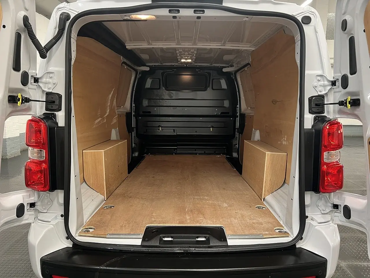 2024 Vauxhall Vivaro, photo 3