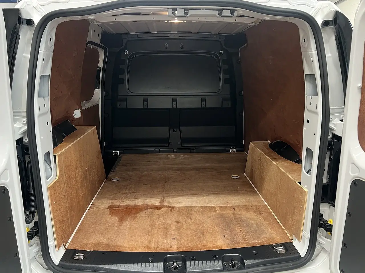 2023 Volkswagen Caddy, photo 3