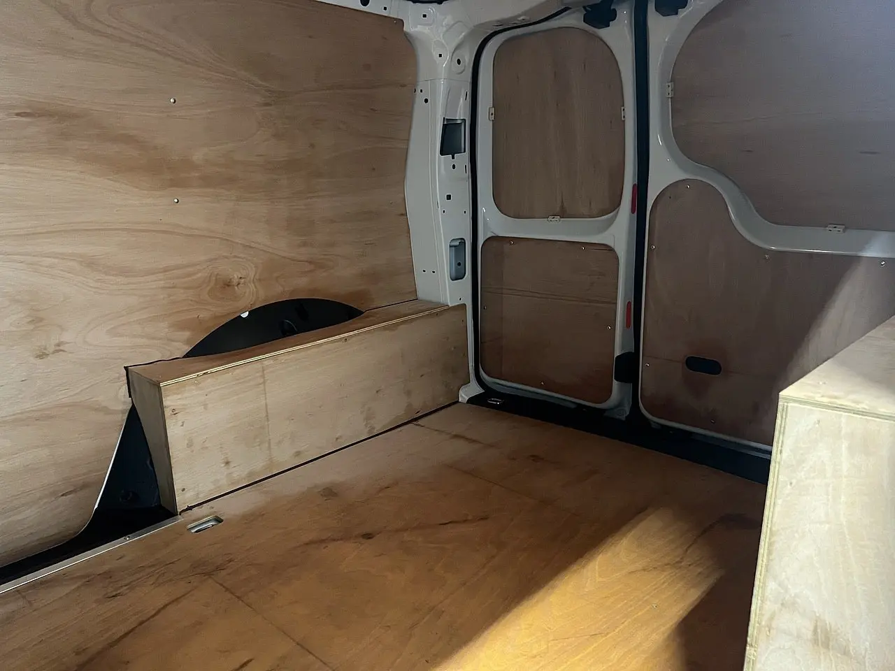 2025 Volkswagen Caddy, photo 2