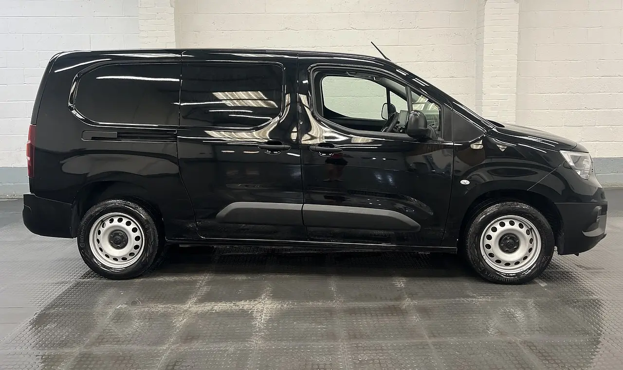 2023 Vauxhall Combo, photo 9