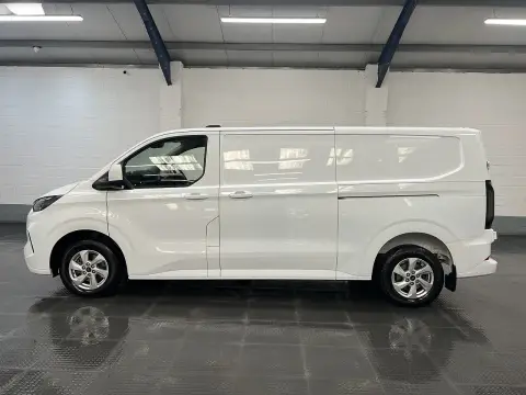 2024 Ford Transit Custom