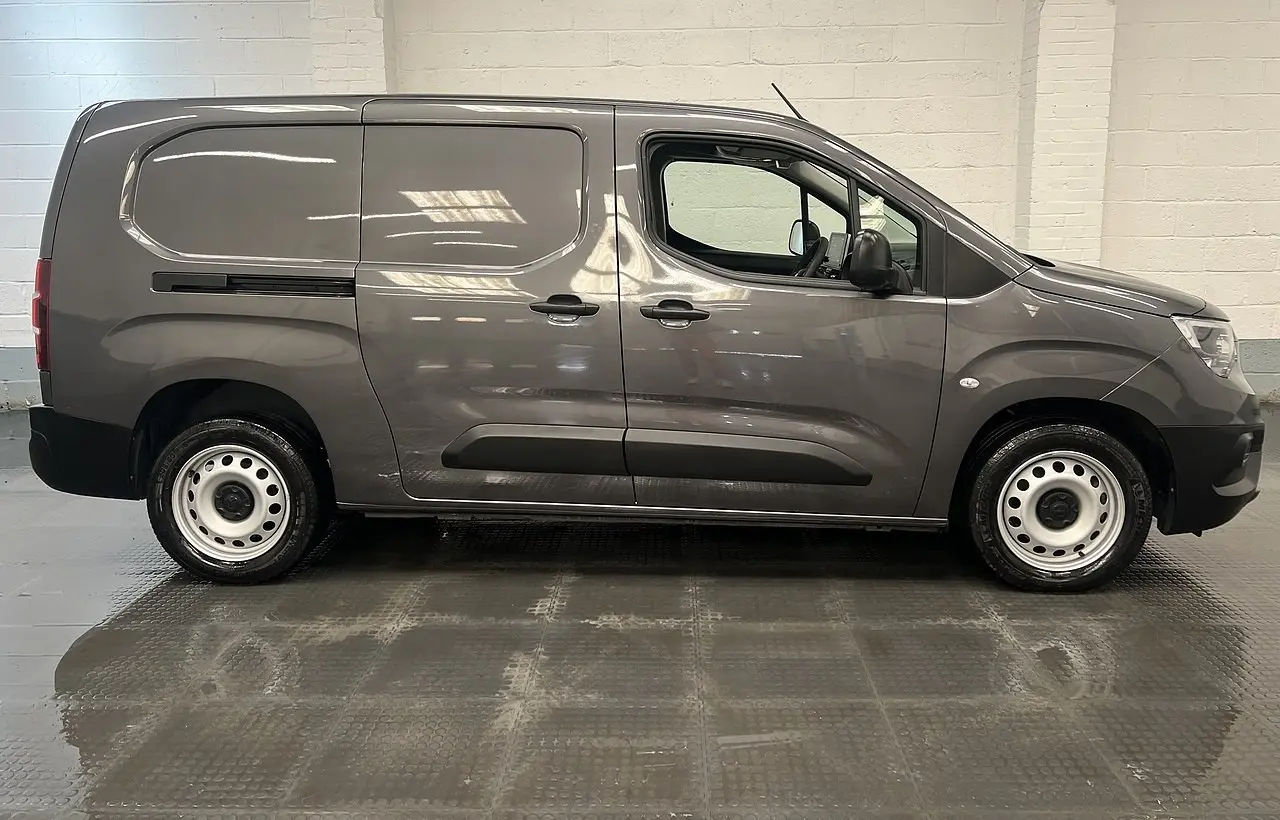 2023 Vauxhall Combo, photo 9