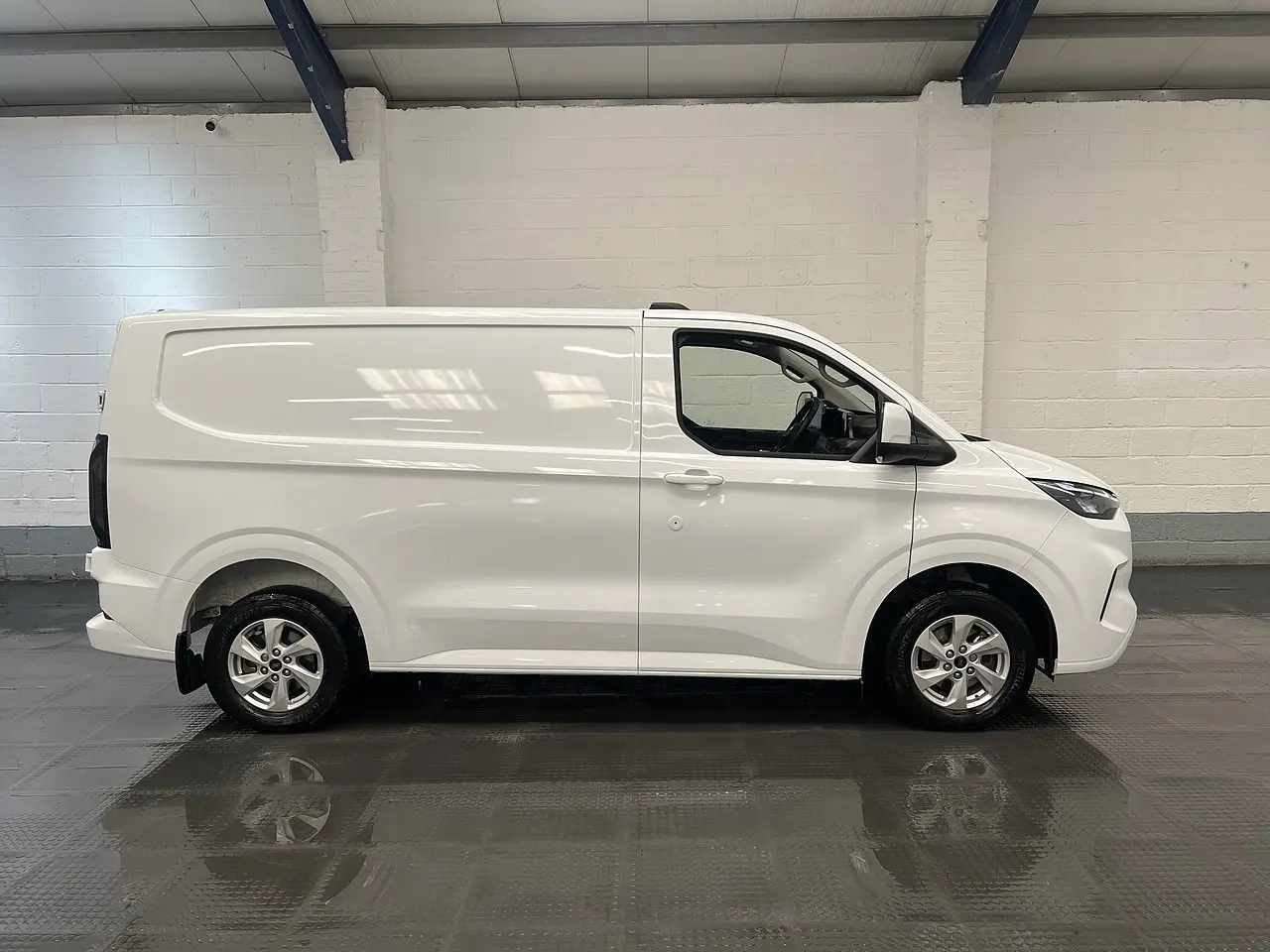 2025 Ford Transit Custom, photo 9