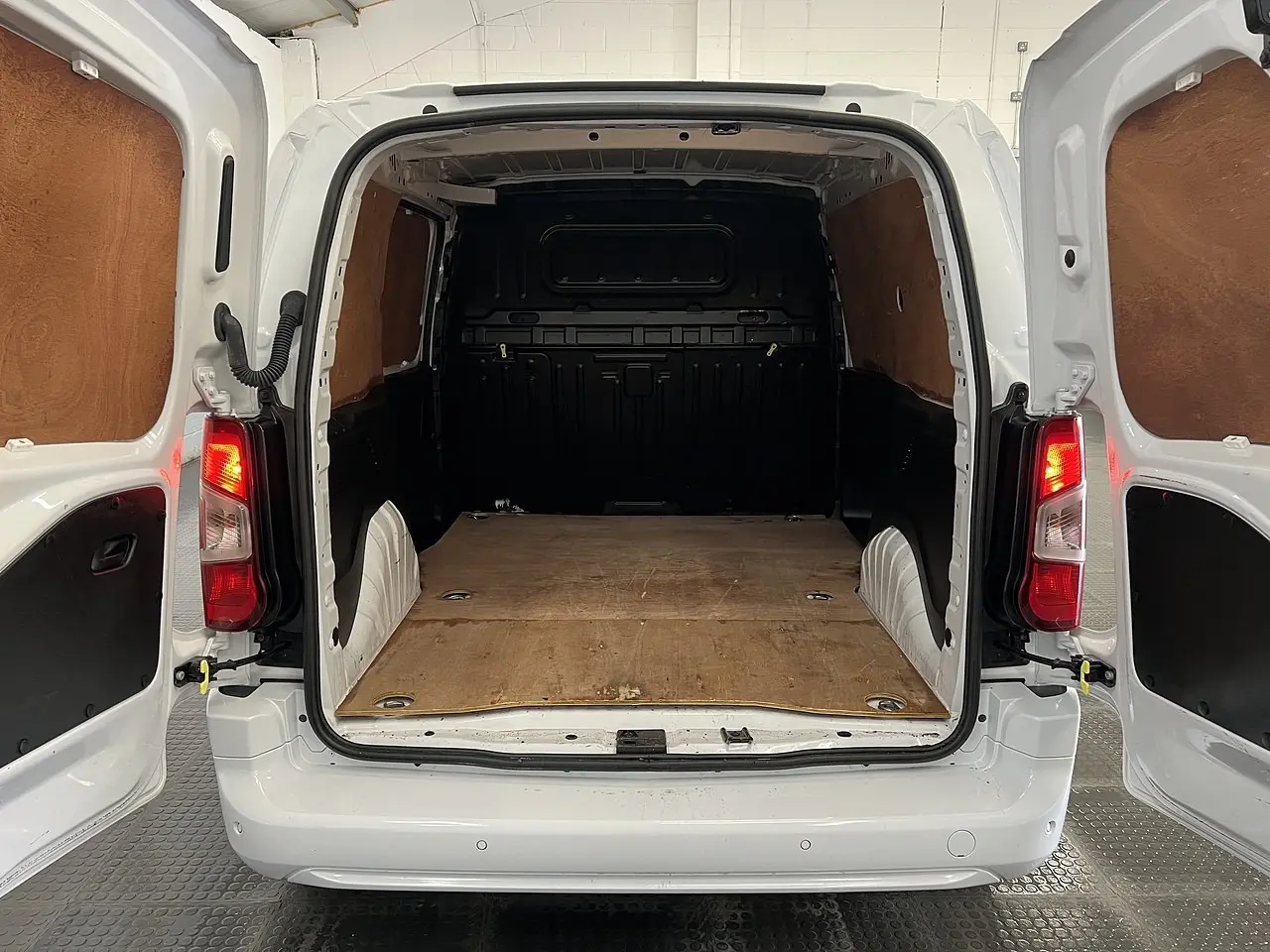 2023 Vauxhall Combo, photo 3