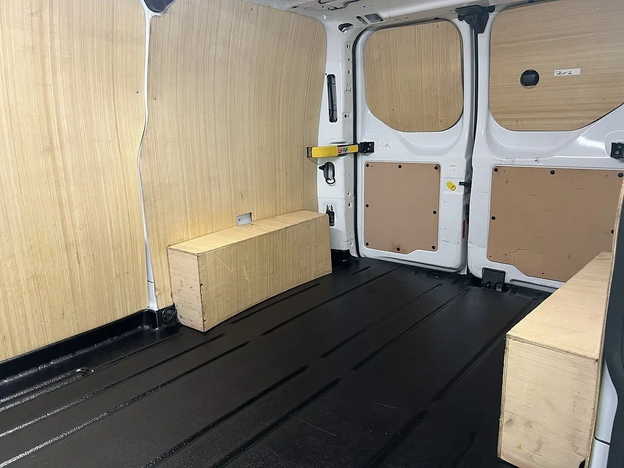 2023 Ford Transit Custom, photo 2