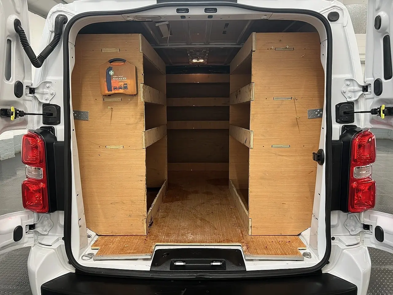 2022 Vauxhall Vivaro, photo 3
