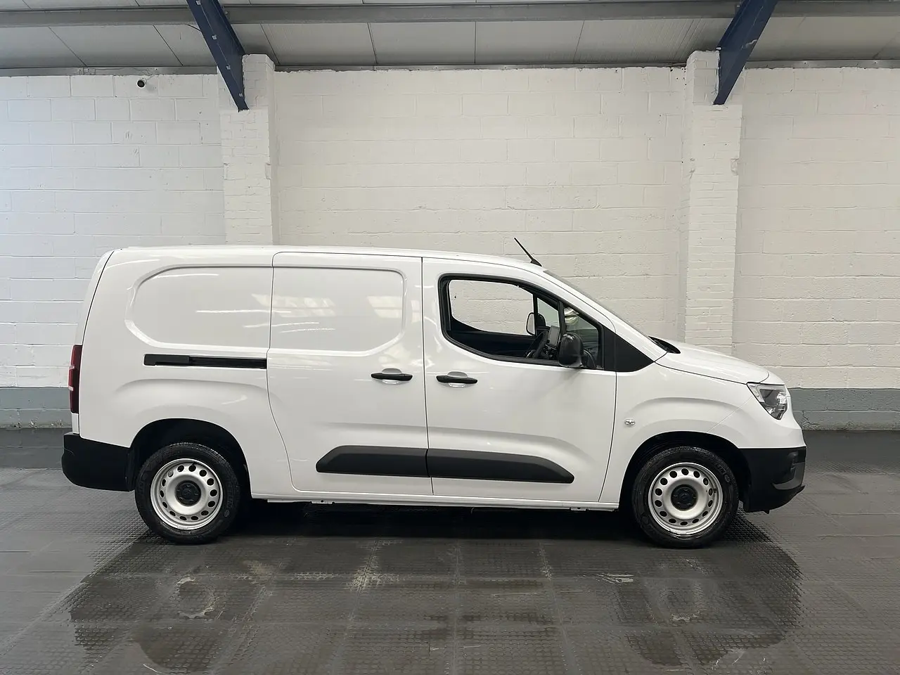 2023 Vauxhall Combo, photo 9