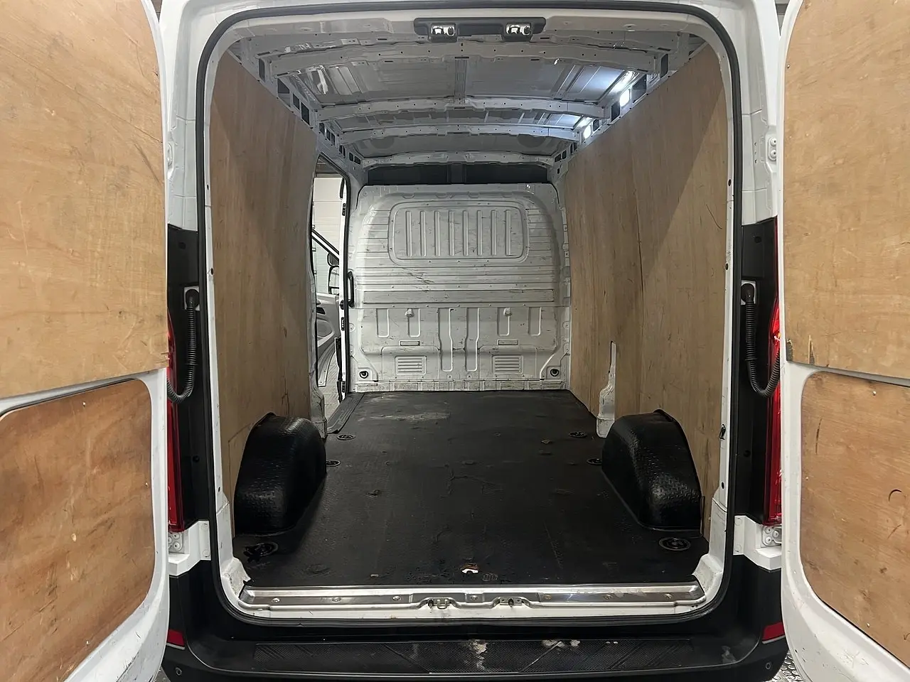 2024 Maxus Deliver 9, photo 3