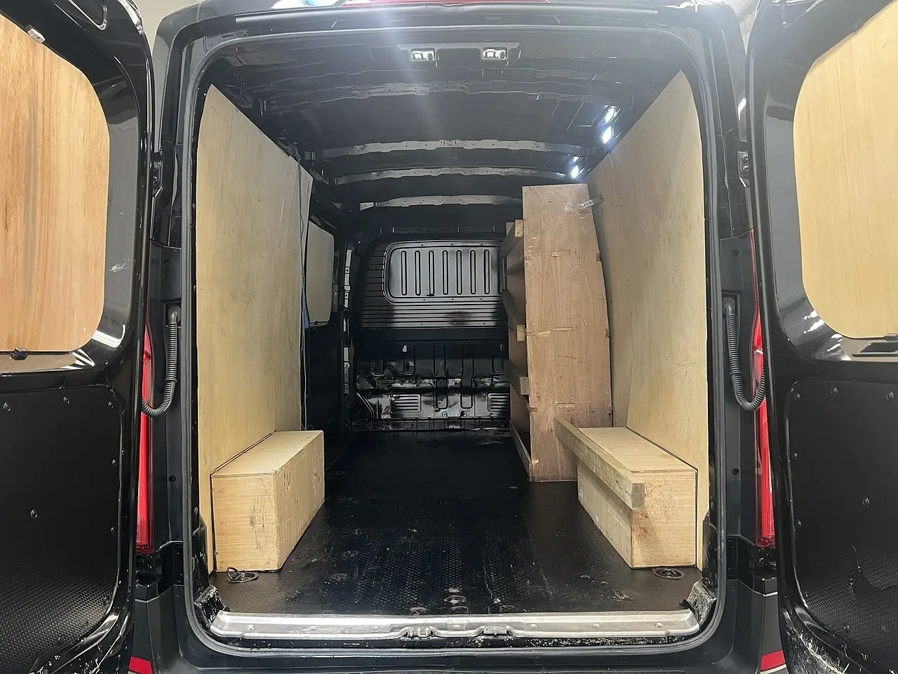 2023 Maxus Deliver 9, photo 3