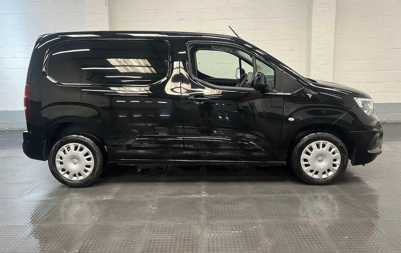 2023 Vauxhall Combo, photo 9