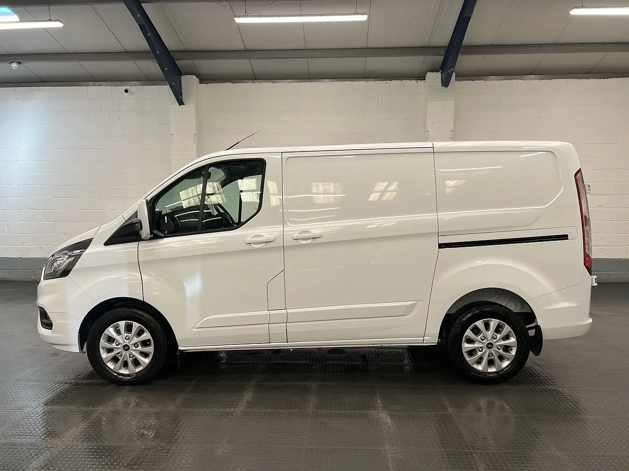 2023 Ford Transit Custom