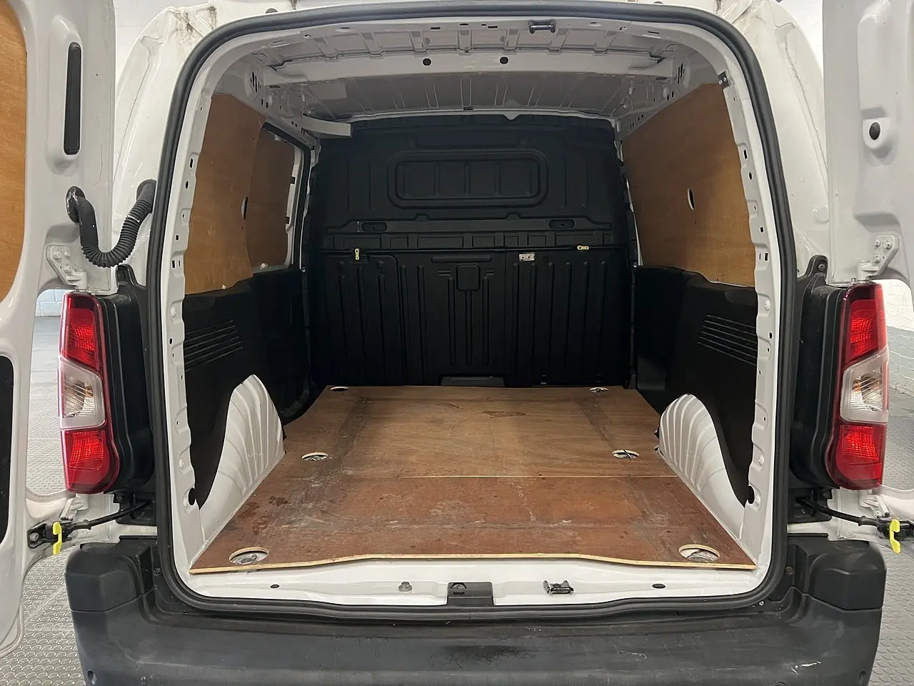 2023 Citroen Berlingo, photo 2