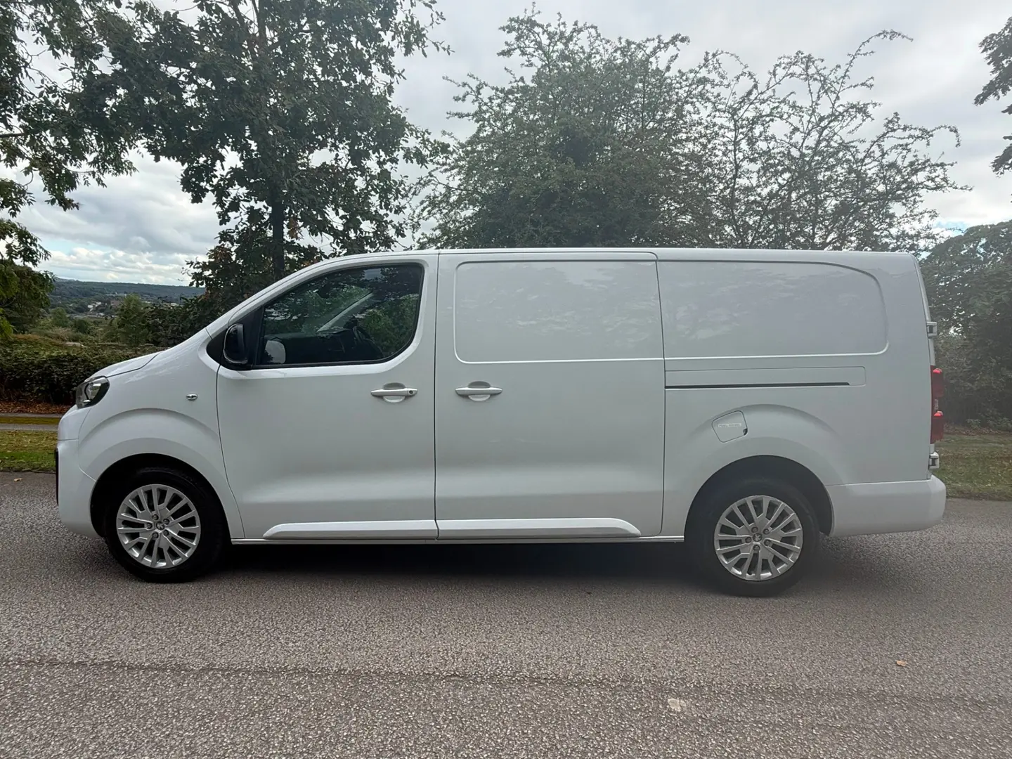 2023 Peugeot Expert