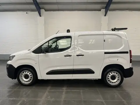 2023 Peugeot Partner