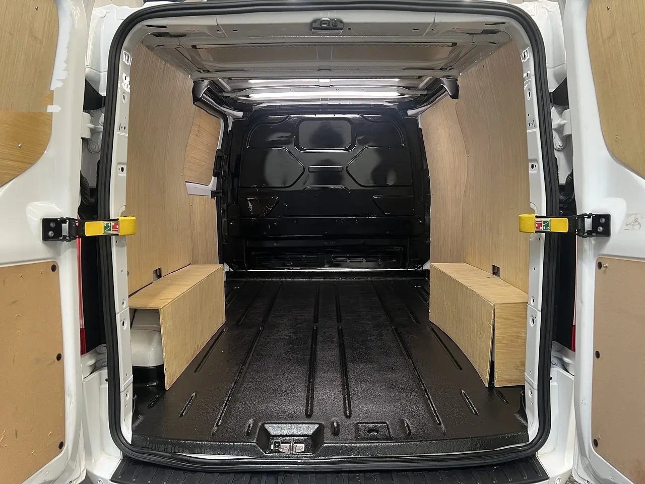 2023 Ford Transit Custom, photo 3