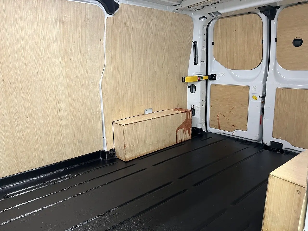 2023 Ford Transit Custom, photo 2