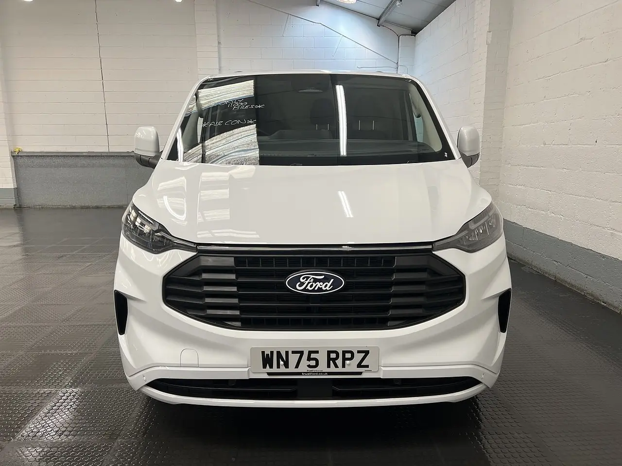 2025 Ford Transit Custom, photo 7