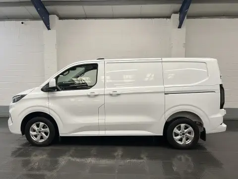 2025 Ford Transit Custom