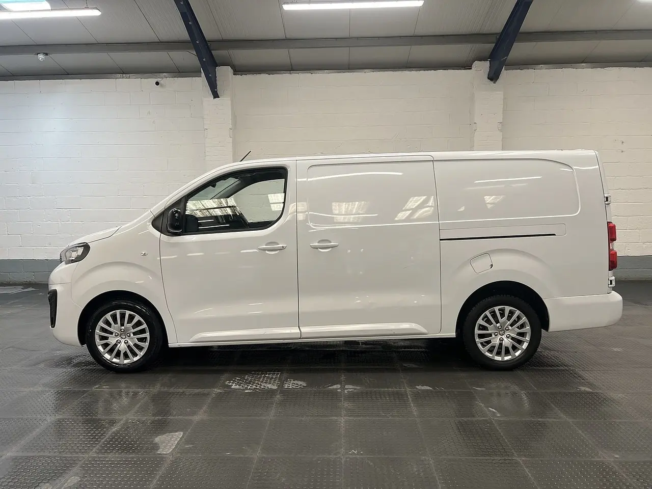 2023 Peugeot Expert