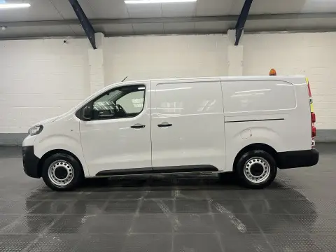 2023 Peugeot Expert