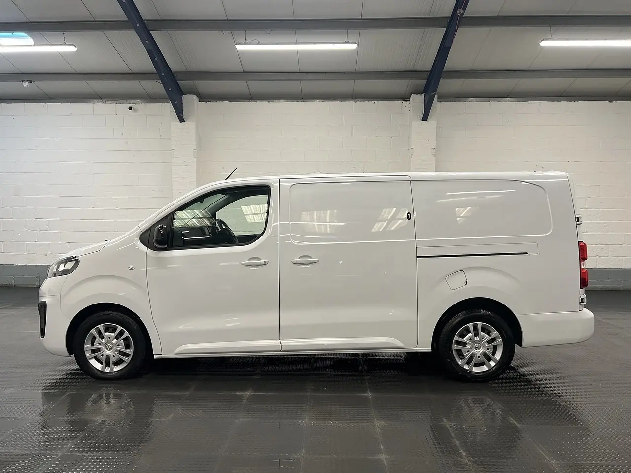 2022 Vauxhall Vivaro