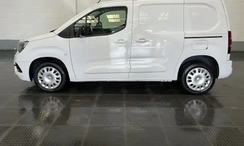 2023 Vauxhall Combo