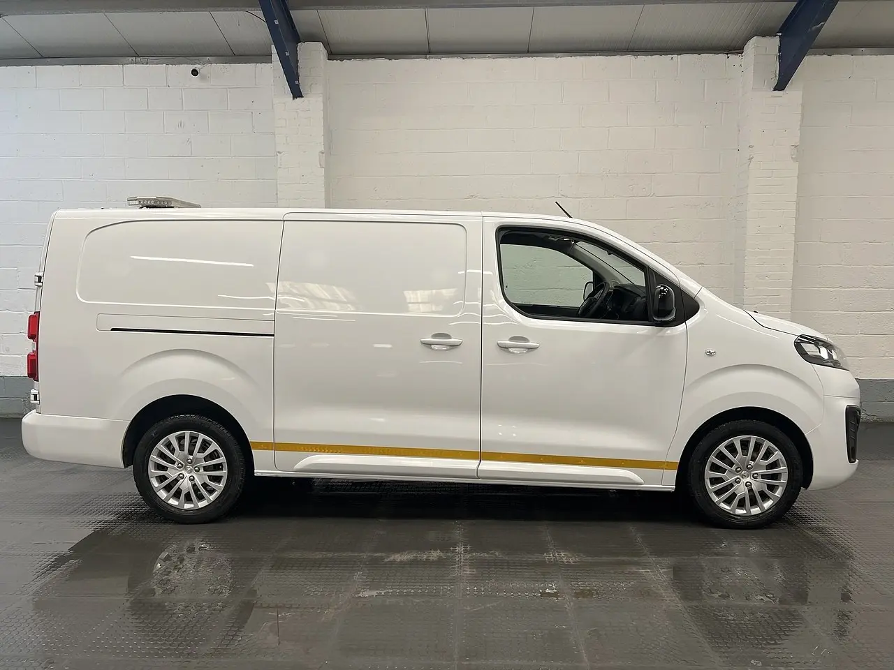 2023 Vauxhall Vivaro, photo 9